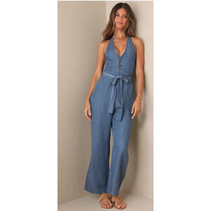 Lulus Chambray Halter Wide Leg Jumpsuit Womens Size Medium Blue Boho Party NWT